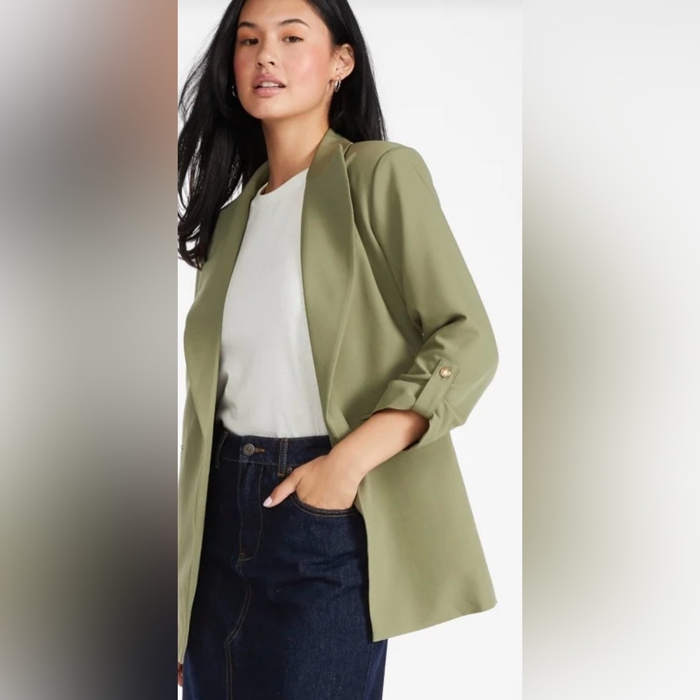 NWT Olive Green Rolled Sleeve Blazer